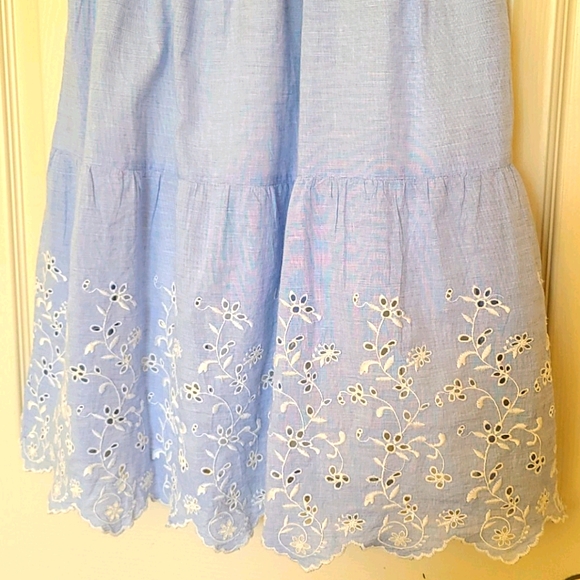 GAP girls blue eyelet dress. Sleeveless.  Size L - Picture 2 of 5
